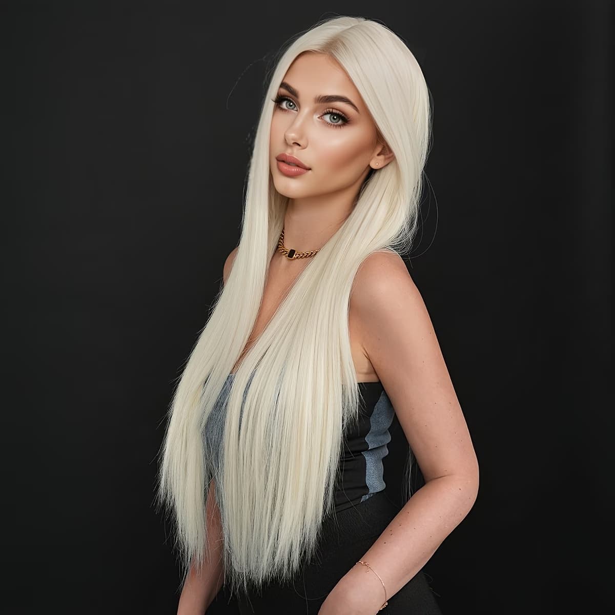 Alaska — дълга, права, руса